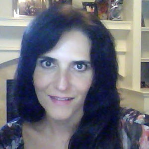 Meet your Posher, Lenora